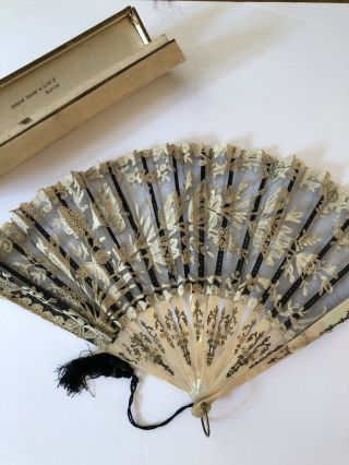Antique Lace - Circa 19thc.  Lace Fan W/brussels Lace,  Gilt Etched Guardsticks