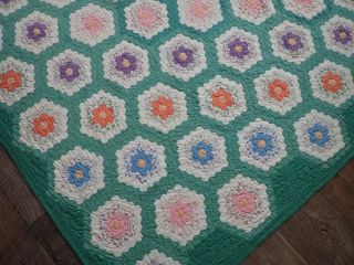 Smaller than Postage Stamps Vintage 30s Green And White Flower Garden QUILT 86 