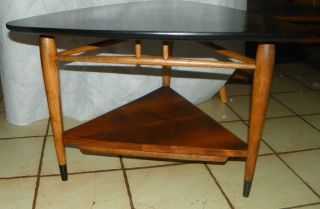 Mid Century Lane Acclaim Guitar Pick Triangle End Table / Side Table (CS - T614) 7