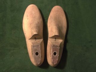 VINTAGE PAIR Wood Size 10 - 1/2 D S638X Industrial Shoe Factory Last Mold C - 26 2
