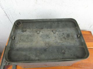 EGG TIN 4 DOZEN CRATE CARRIER METAL HANDLE AND LID INSERTS FARMHOUSE GREAT 1928 10