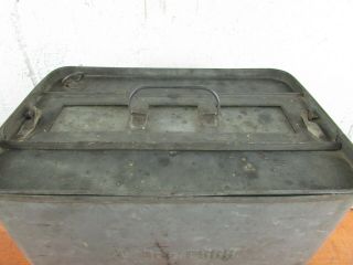 EGG TIN 4 DOZEN CRATE CARRIER METAL HANDLE AND LID INSERTS FARMHOUSE GREAT 1928 6