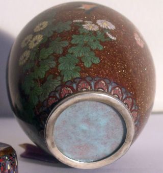 ANTIQUE JAPANESE CLOISONNE VASE WIH LID 7