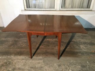 Drexel Mid Century Modern Dining Table w/ 2 Leaves 2