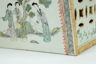 A Beautifull Antique Mirrored Qian Jiang Cai Style Porcelain Pillows 12