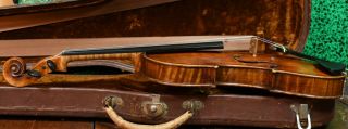 A stunning fine old violin labeled Carlo Bergonzi 1742.  sound. 6
