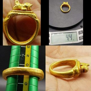 High carat Gold Roman Antique Wonderful Rare Ring With Fish 58 3