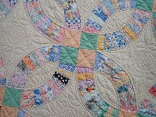 Vintage Peach & Green Wedding Ring QUILT 86x71 Such Lovely Prints 6