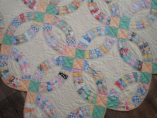 Vintage Peach & Green Wedding Ring QUILT 86x71 Such Lovely Prints 7