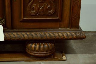 Antique French Spanish Tudor Style Carved Sideboard Buffet Cabinet 8 ' Wide 6