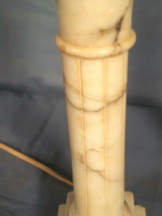 EARLY 20th CENTURY FLUTED COLUMN MARBLE LAMPS ON STEPPED PLINTH BASE 4
