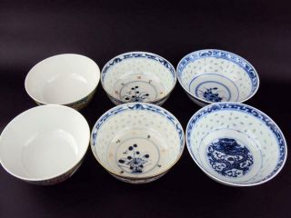 6 X IMPRESSIVE Chinese Oriental Porcelain Famille Rose Blue White Tea Bowls 3