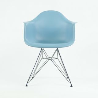 Old Stock 2012 Eames Herman Miller Vitra Plastic DAR Armchair Blue 2