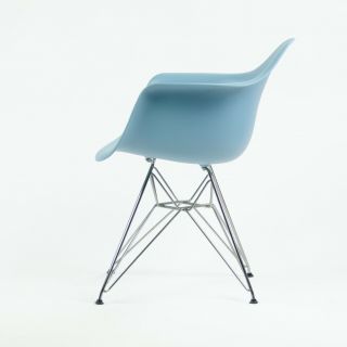 Old Stock 2012 Eames Herman Miller Vitra Plastic DAR Armchair Blue 3