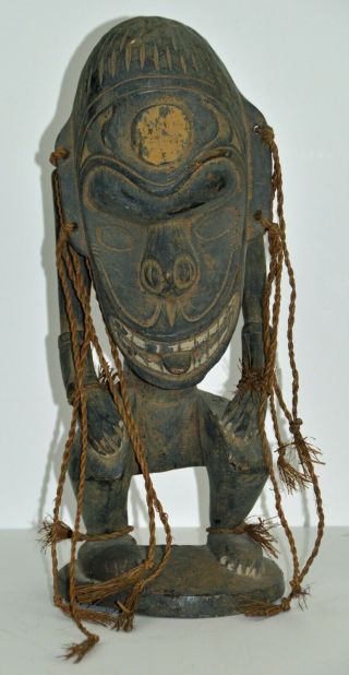 PAPUA GUINEA HAND CARVED VILLAGE GUARDIAN FIGURE (GARGOYLE) 2