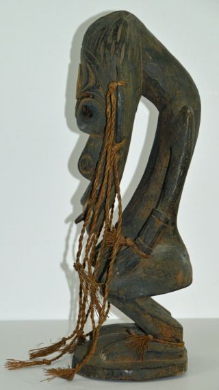 PAPUA GUINEA HAND CARVED VILLAGE GUARDIAN FIGURE (GARGOYLE) 4