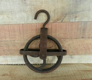 Large Antique Primitive Cast Iron Barn Hay Lift Pulley Old Farm Tool & Iron Hook