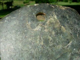A LARGE ANTIQUE CHINESE MOTTLED GREEN & RUSSET JADE AXE BLADE 8