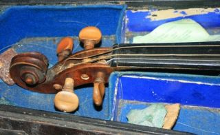 Old antique full size violin with case all needs repairing 5