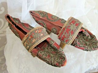 Antique Chinese Shoes with Embroiderd & Inlaid Wooden Platforms 2