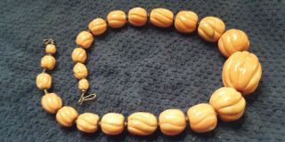 Vintage Hand Carved Coral Large Bead Necklace 176.  6 Grams 8