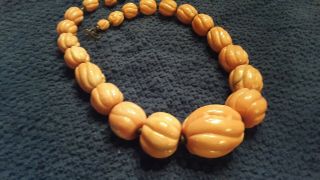 Vintage Hand Carved Coral Large Bead Necklace 176.  6 Grams 9
