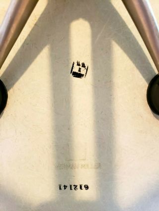 Herman Miller LA FONDA Del Sol Chair by Charles & Ray Eames Fiberglass Aluminum 8