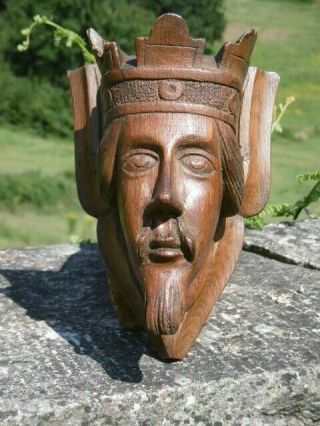 19thc GOTHIC OAK CARVED CORBEL OF A MEDIEVAL KING WITH CROWN 5
