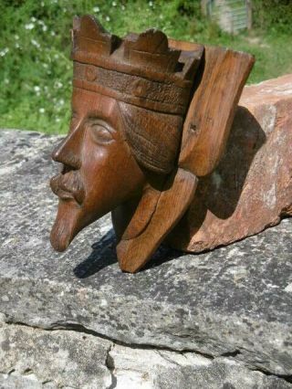 19thc GOTHIC OAK CARVED CORBEL OF A MEDIEVAL KING WITH CROWN 6