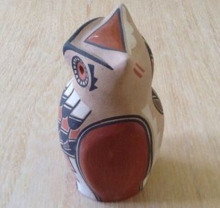 Vintage Native American Pueblo Jemez Pottery Owl by P.  M.  Gachupin - Pre - Owned. 3