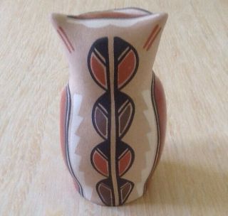 Vintage Native American Pueblo Jemez Pottery Owl by P.  M.  Gachupin - Pre - Owned. 4