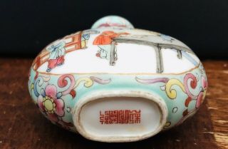 Chinese Porcelain Snuff Bottle Family Scene Signed Hand Paint Late 19th Century 3