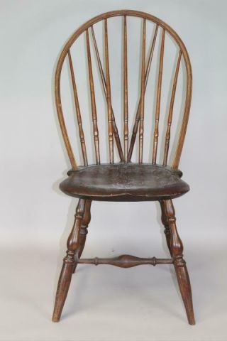 RARE 18TH C RHODE ISLAND BRACE BACK WINDSOR CHAIR BOLD TURNINGS PIPE STEM BACK 4