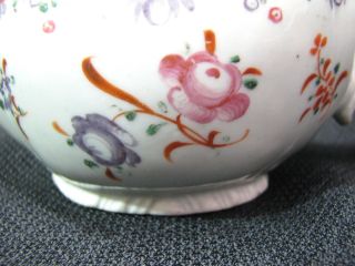 Late 18th Century Chinese Export Porcelain Rose Famille Sauce Boat 10