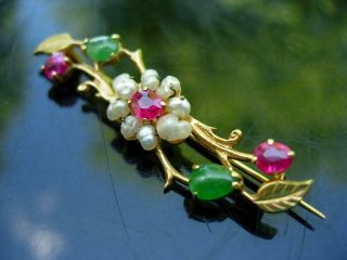 AN EXQUISITE ANTIQUE CHINESE 22K GOLD,  JADEITE,  RUBY & PEARL PIN W MARKING 2