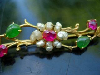 AN EXQUISITE ANTIQUE CHINESE 22K GOLD,  JADEITE,  RUBY & PEARL PIN W MARKING 3