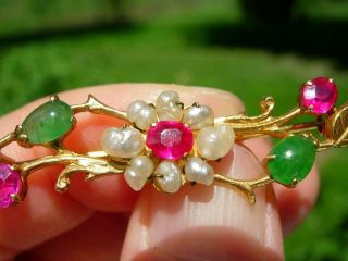 AN EXQUISITE ANTIQUE CHINESE 22K GOLD,  JADEITE,  RUBY & PEARL PIN W MARKING 9