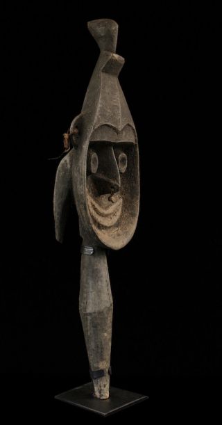 Figure Yena,  fertility cult,  papua guinea,  waskuk hills 6