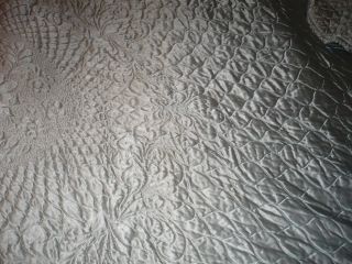 1920 ' s Authentic satin quilted bedspread/quilt crepe de chine back huge opulent 6