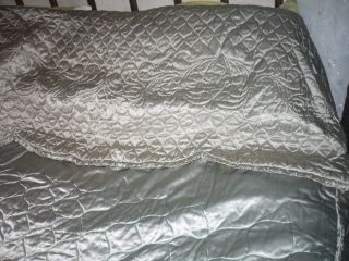 1920 ' s Authentic satin quilted bedspread/quilt crepe de chine back huge opulent 7