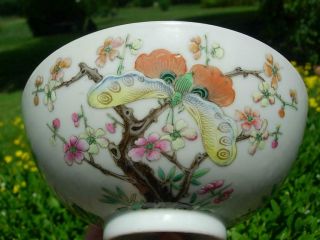 ANTIQUE CHINESE FAMILLE ROSE BOWLS WITH BUTTERFLIES,  JIAQING MARK 8
