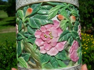 AN OLD CHINESE FAMILLE ROSE RETICULATED BRUSH POT WITH INSCRIPTION 7