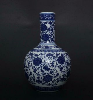 Finely Antique Chinese Porcelain Blue And White Vase Qianlong Marked - Flower 34cm