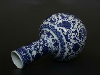 Finely Antique Chinese Porcelain Blue and White Vase Qianlong Marked - flower 34cm 2