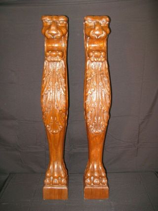Outstanding Carved Lions In Solid Oak - Columns - Great For Bar Or Mantle