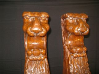 OUTSTANDING CARVED LIONS IN SOLID OAK - COLUMNS - GREAT FOR BAR OR MANTLE 2