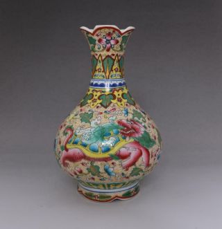 Fine Antique Chinese Porcelain Kylin Famille - Rose Vase Qianlong Marked 3