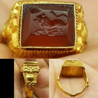 7.  4 Grams Old Agate Lion Seal Rare Roman 22k Karat Gold Ring 65