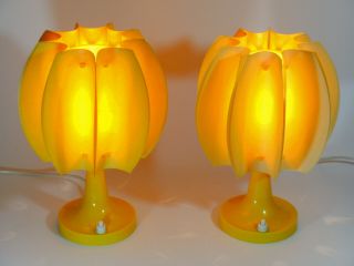 PAIR O.  YELLOW BEDSIDE TABLE LAMPS DESIGN COCOON SPACE AGE 1960/70s GERMANY RETR 3