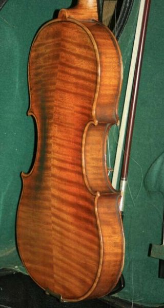 Old antique full size violin with case and 2 bow 7